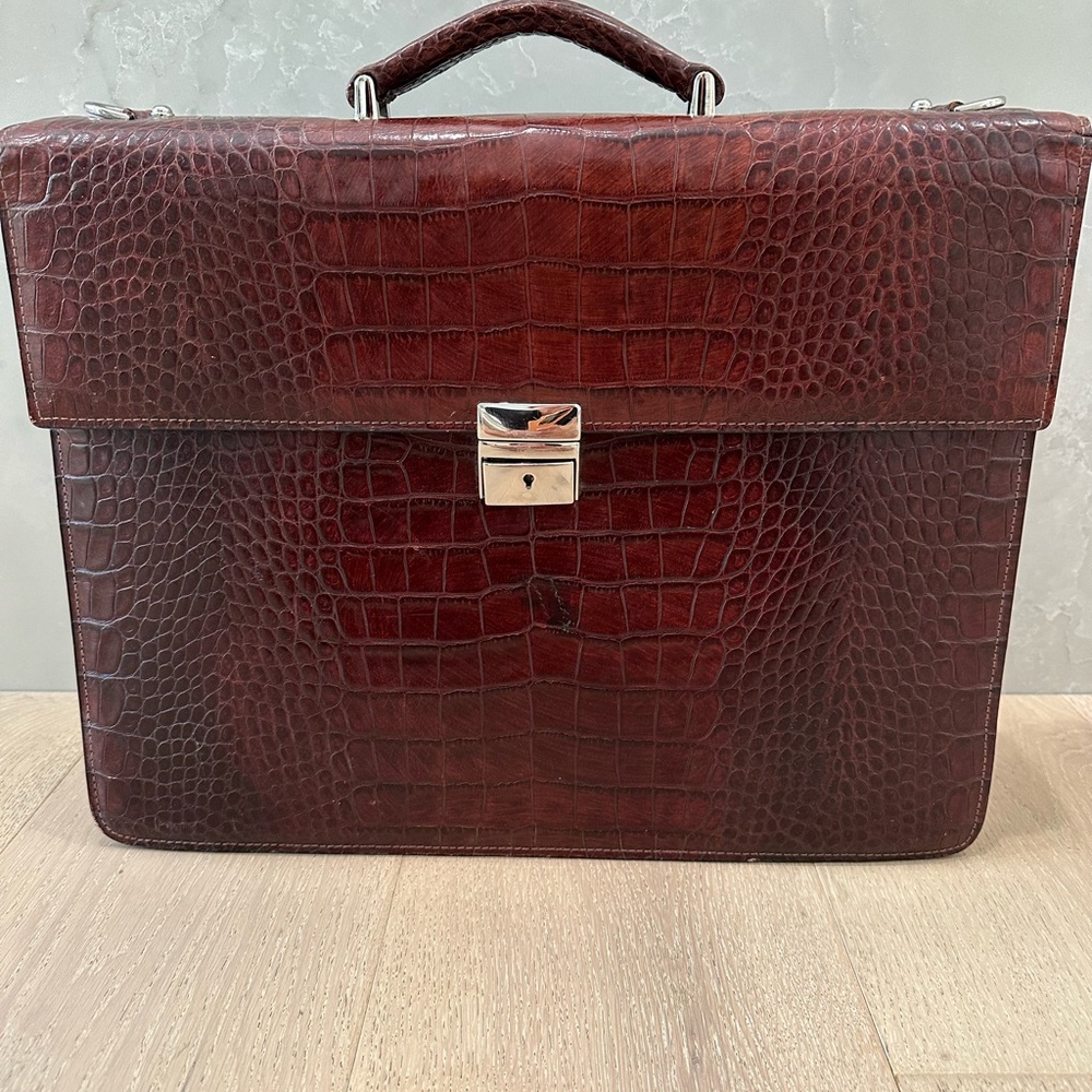 Elegant Brown Crocodile Leather Briefcase